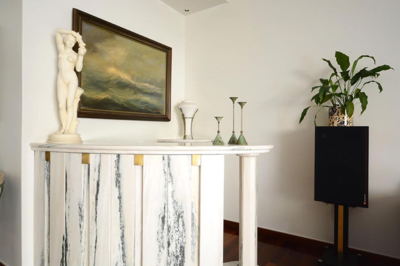Luxury Apartment Demokratias Athens Exterior photo